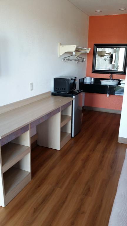 Motel 6 Lost Hills / Buttonwillow Racetrack Extérieur photo